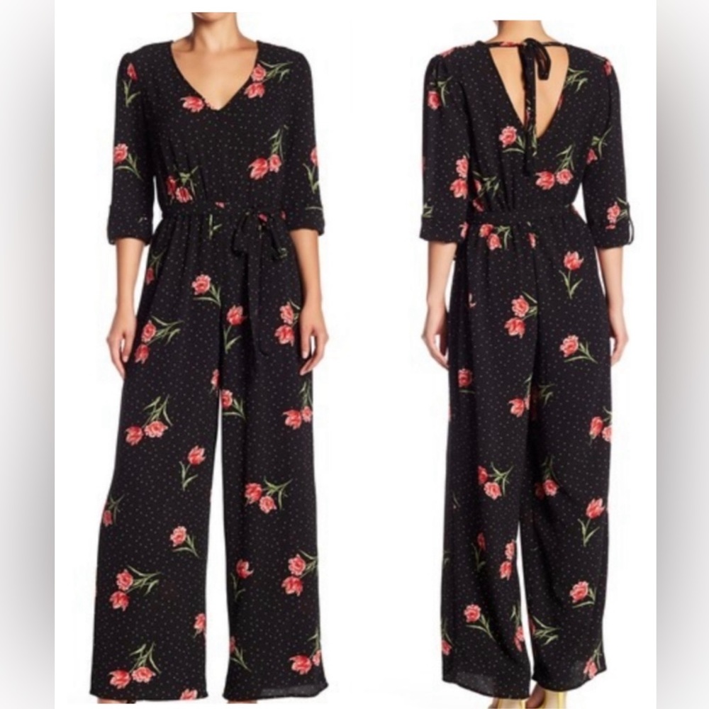 Wrapper Floral Wide Leg Jumpsuit Size Medium✨